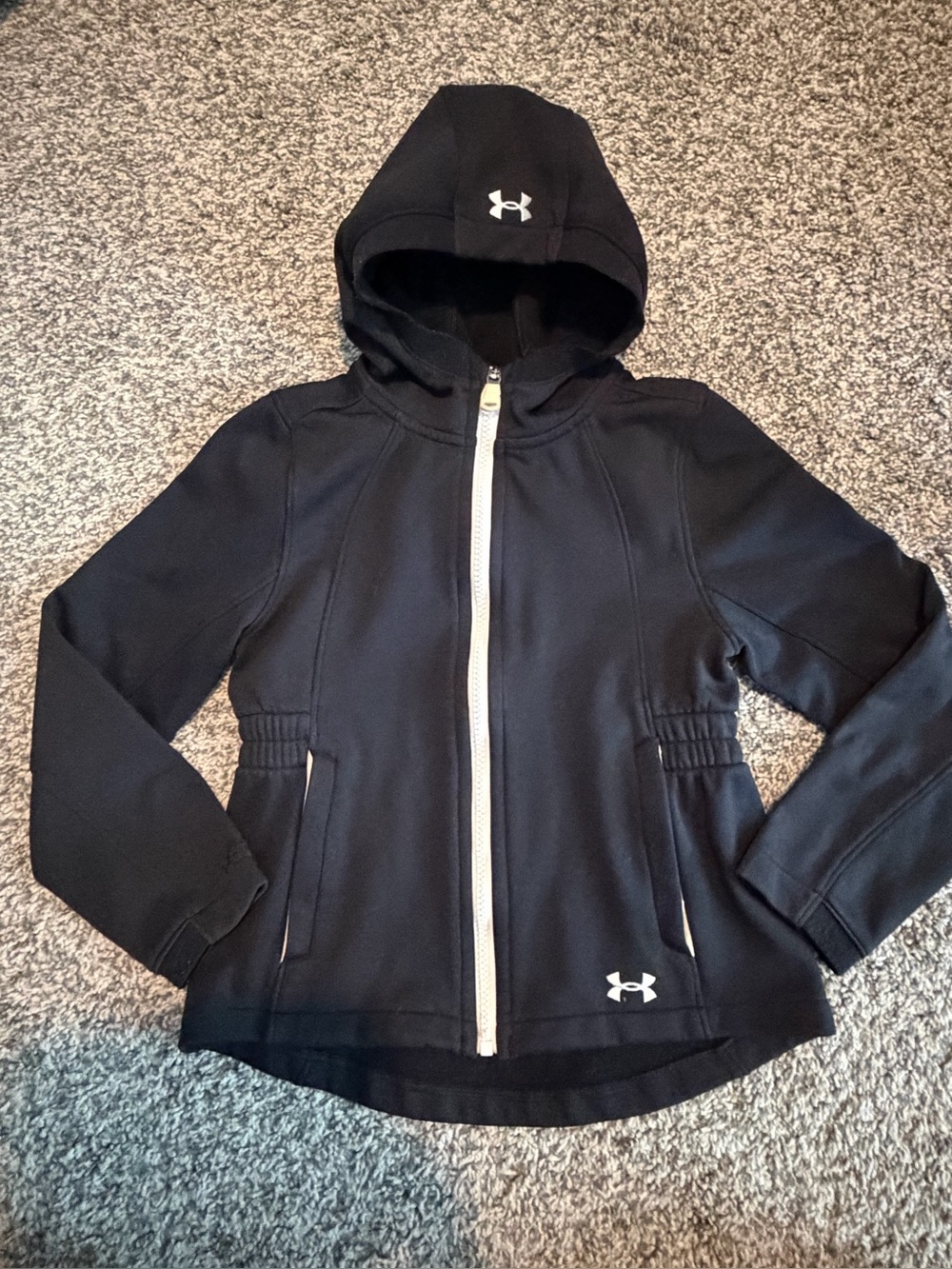 Under Armour Girls Size 6 ColdGear Black Hooded Full Zip Jacket